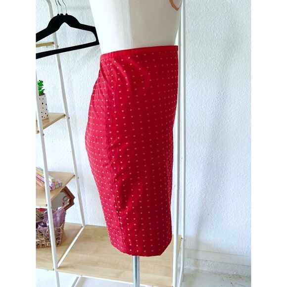 Vintage Red Textured Mini Pencil Skirt - Picture 4 of 5